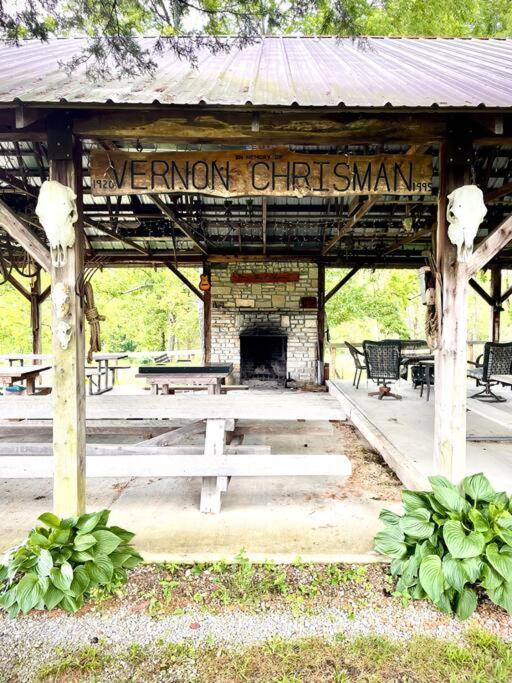 Bourbon Trail Cabin On The Farm Lawrenceburg Exterior photo